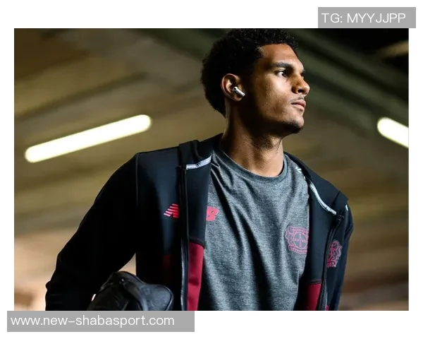 今日趣图:库库失误引发乌龙若换阿扎尔进攻恐怕会越位尴尬 今日趣图:库库失误引发乌龙若换阿扎尔进攻恐怕会越位尴尬