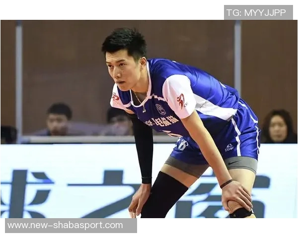 意大利前锋坎比亚吉因小腿不适退出国家队训练营影响备战情况 意大利前锋坎比亚吉因小腿不适退出国家队训练营影响备战情况