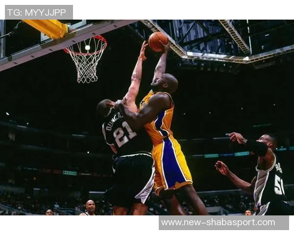 奥尼尔半场表现令人震惊7投0中仅获5篮板引发热议