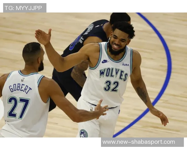 森林狼上半场狂胜独行侠17分里德表现出色弗拉格贡献6分克莱状态低迷未得分 森林狼上半场狂胜独行侠17分里德表现出色弗拉格贡献6分克莱状态低迷未得分