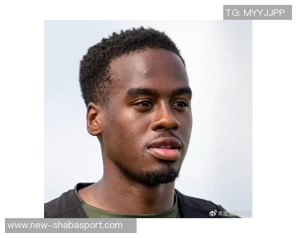 吉滕斯表现不佳引发热议5600万转会费6场比赛颗粒无收