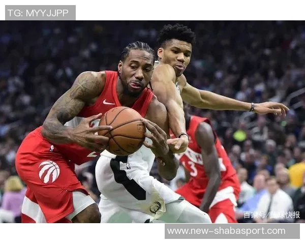 小卡激励龙狮球员继续拼搏明年再战期待重聚的信心与决心 小卡激励龙狮球员继续拼搏明年再战期待重聚的信心与决心